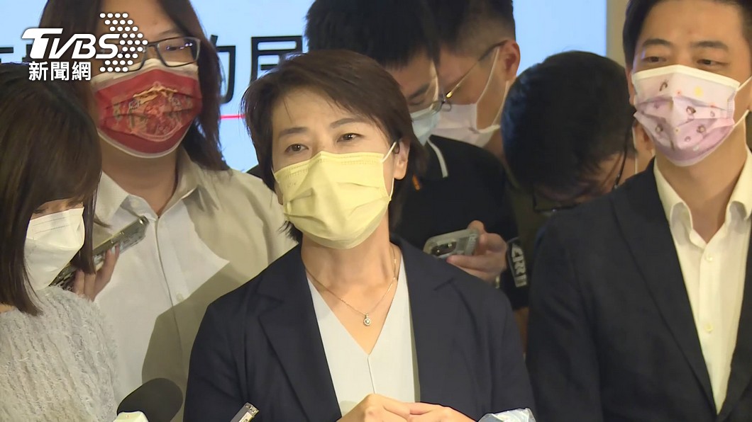 打顏色戰?黃珊珊轟藍營「操作棄保」:基本盤鬆動才害怕