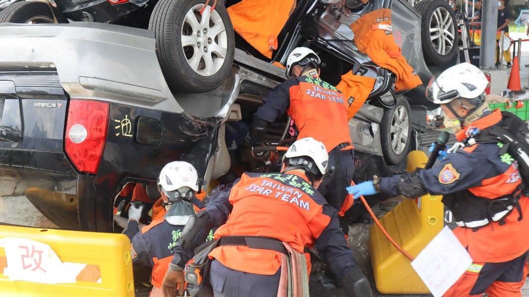 全國車禍救援挑戰賽 新北消防勇奪第一