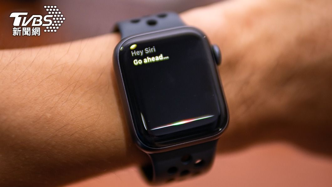 萊恩表示，他當初買Apple Watch只是看重健身追蹤功能，從沒想過有一天能成為自己的救命神錶。（示意圖／shutterstock 達志影像）