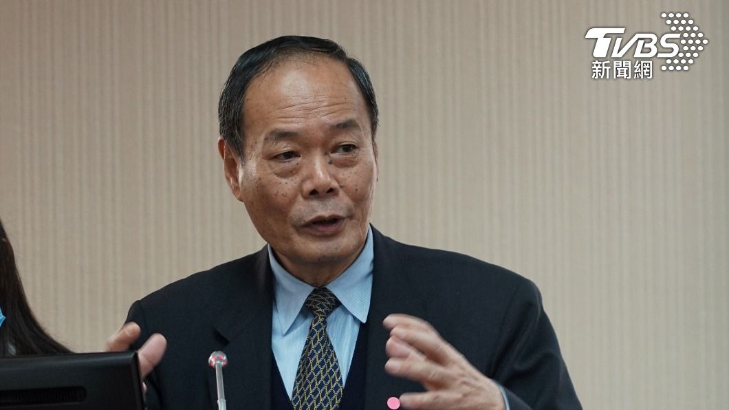 海委會主委李仲威因家庭因素請辭 政院:9/2生效