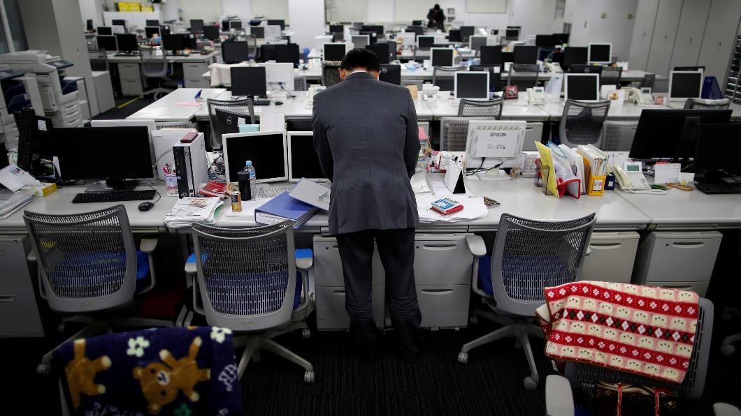 日本企業推行「不加班日」,讓員工能準時回家。(圖/達志影像路透社)