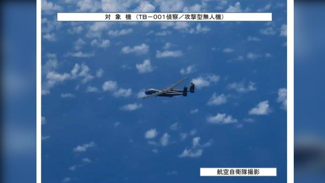 日本航空自衛隊的戰機並曾緊急升空應對,並公布其機型及飛行航跡圖。(圖/翻攝自防衛省統合幕僚監部網站)