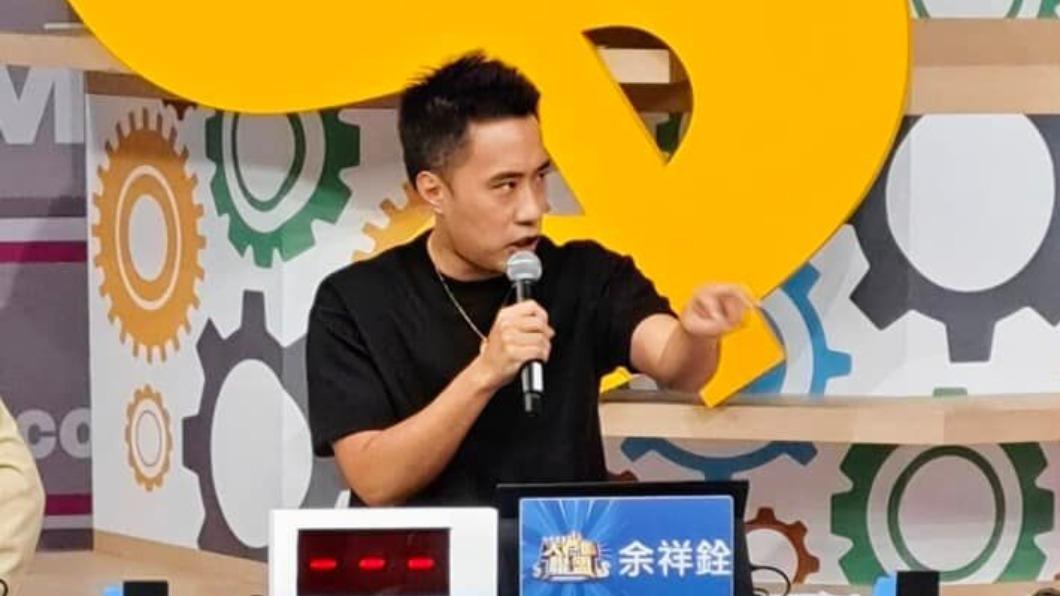 余祥銓謹記二姊交代,堅強上工。(圖/翻攝自余祥銓臉書)