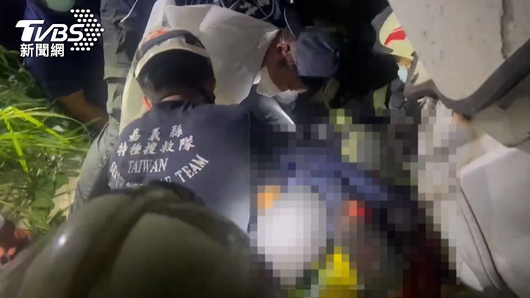 陳男意識模糊。(圖/TVBS)