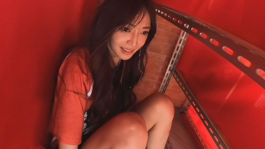 王心恬外景慘摔！　現場連2暗示姚元浩：他知妳受傷嗎