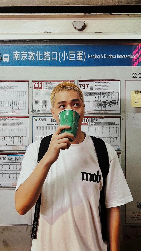 周湯豪11月將首度站上台北小巨蛋開唱。(圖/環球音樂提供)