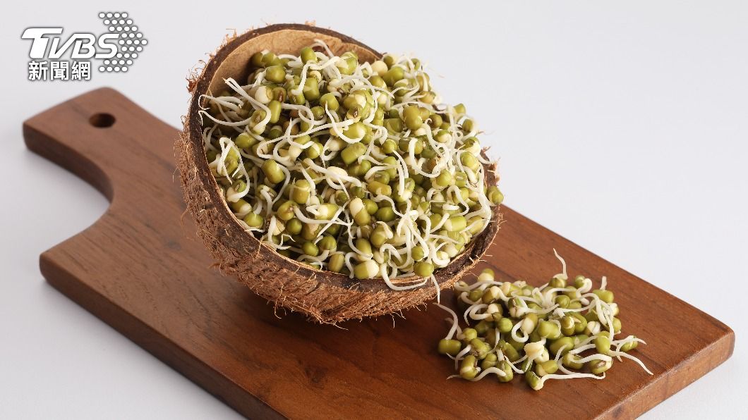 綠豆芽在3種常見豆芽中,熱量與脂肪量最低。(示意圖/shutterstock達志影像)