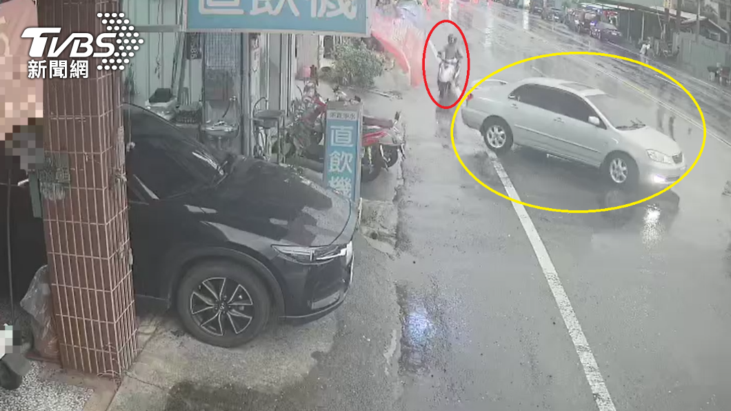 兩車發生碰撞。（圖／TVBS）