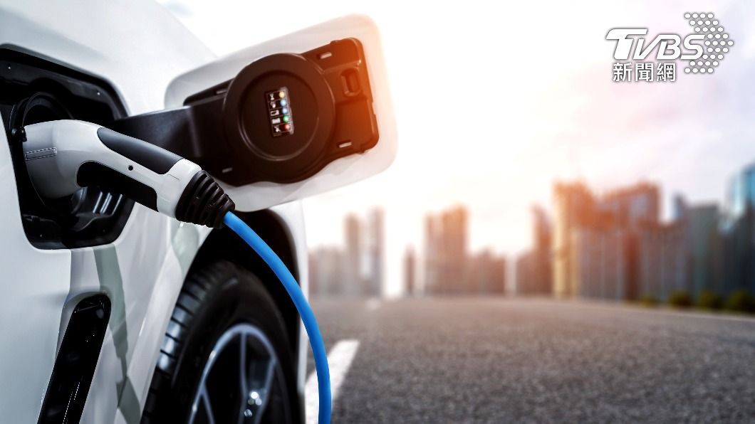 韓國充電樁的數量占比為全球第四多。（示意圖／shutterstock達志影像）