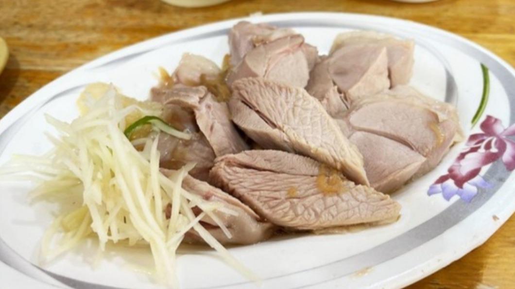 「火雞肉切盤」肉切的又厚又大塊,帶皮部分略少,但肉非常好吃!(圖/【覓食】Meet Food提供)
