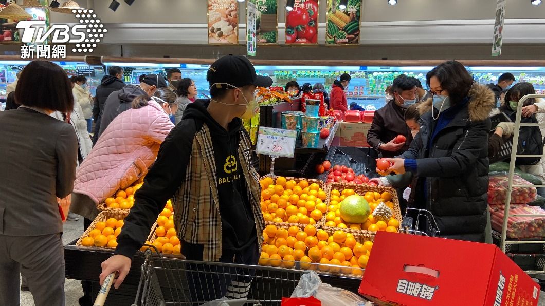 成都封城！民眾瘋搶物資　大媽狂囤11台冰箱「長期抗戰」