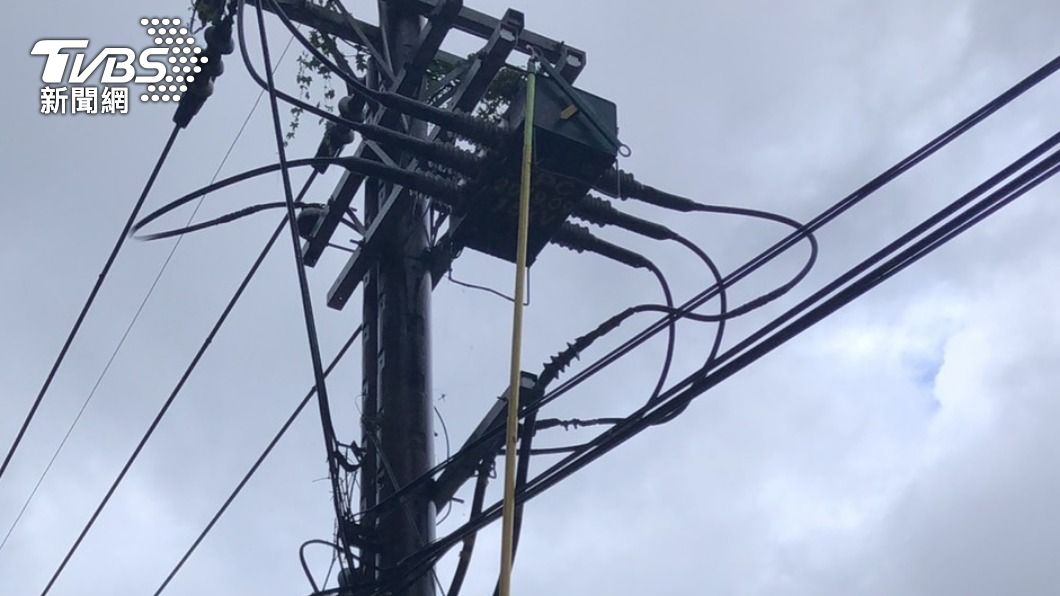 軒嵐諾釀災!新竹山區高壓電斷線 逾353戶停電急搶修