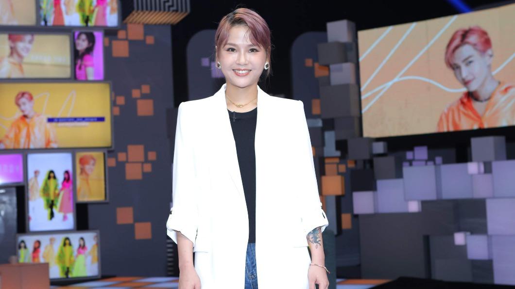丟丟妹難得展現淑女的一面。(圖/公視提供)