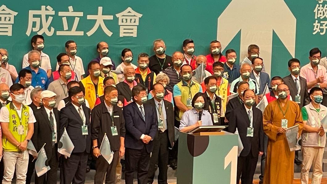 免治馬桶風波後 蔡英文發文力挺陳時中:政見都對症下藥