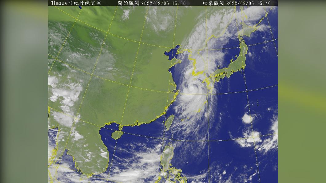 颱風軒嵐諾正朝日本前進。（圖／氣象局）