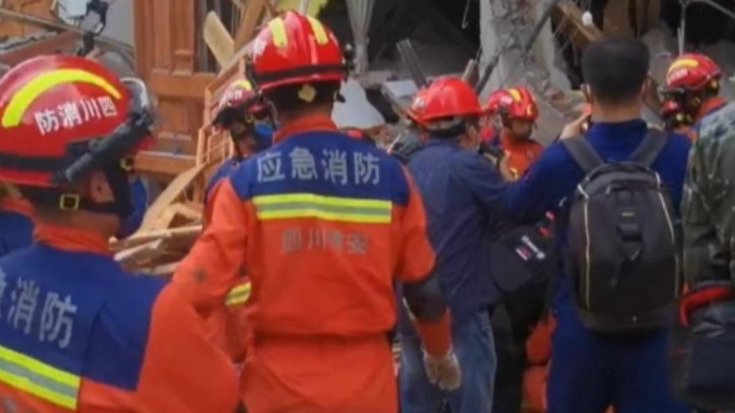 中國大陸四川瀘定縣規模6.8地震 增至46死16人失蹤
