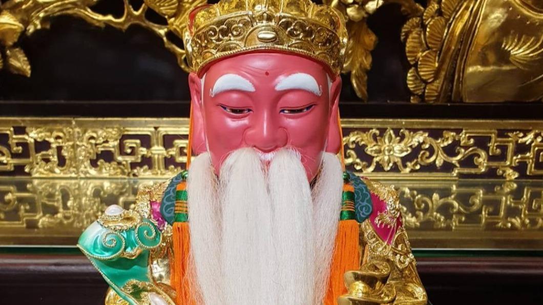 土地公中秋生日!必做「超強招財法」 靠5罐水賺飽整年