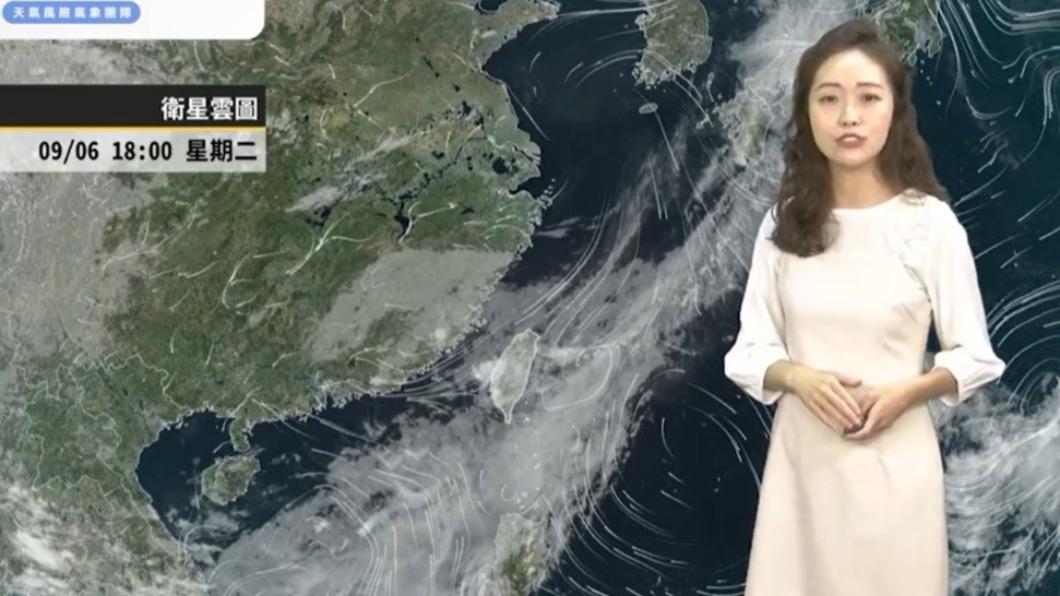明天山區容易有午後雷陣雨。(圖/翻攝自天氣風險 WeatherRisk臉書)