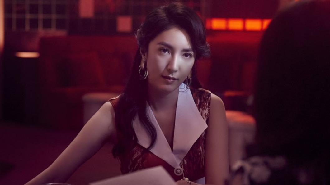 楊謹華再主演《華燈初上》是她第7度問鼎金鐘獎。（圖／Netflix、百聿數碼提供）