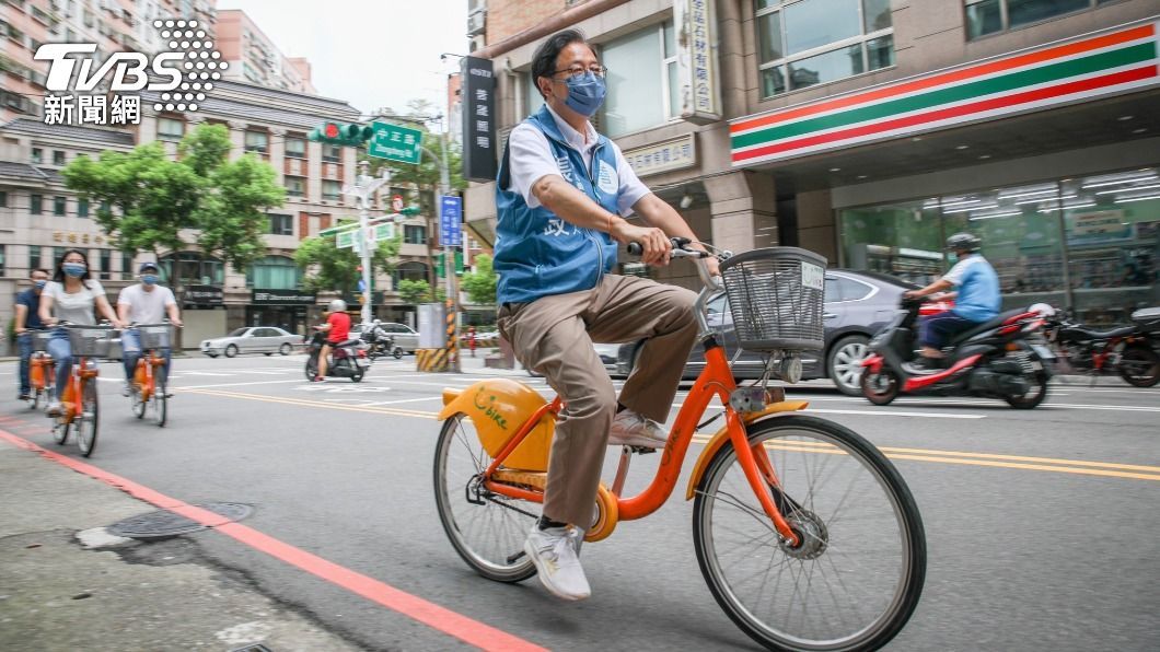 不甩抄襲！張善政拋政見　桃市民搭公車「每天20kｍ免費」