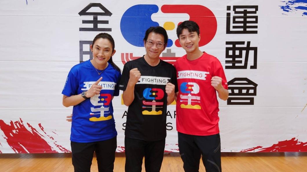 主持群都相當希望節目可以得獎。（圖／三立提供）