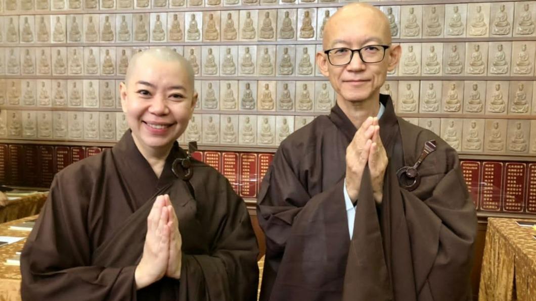 歌后驚爆離婚出家!尪8個月後「追隨她腳步」:升華法眷屬