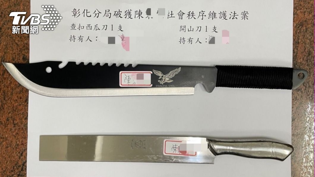 再傳襲警案!男持安全帽K警 車廂一開驚見刀械「軍火庫」
