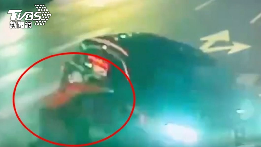 2名駕駛人因行車糾紛互告。(圖/TVBS)