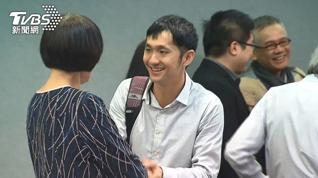 社運醫柳林瑋「壓力大」討抱抱強吻女　判8月定讞需入獄