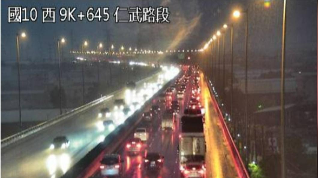 中秋收假注意!國五已開始塞車 6必塞路段快避開