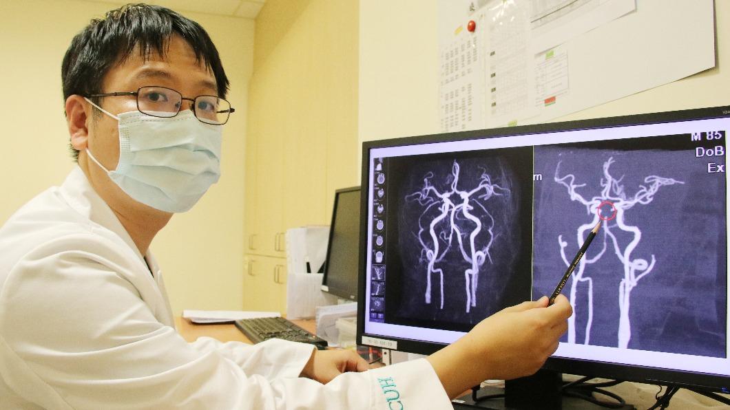 老翁大叫一聲後呆滯、陷昏迷 醫揪魔鬼細節成功搶命