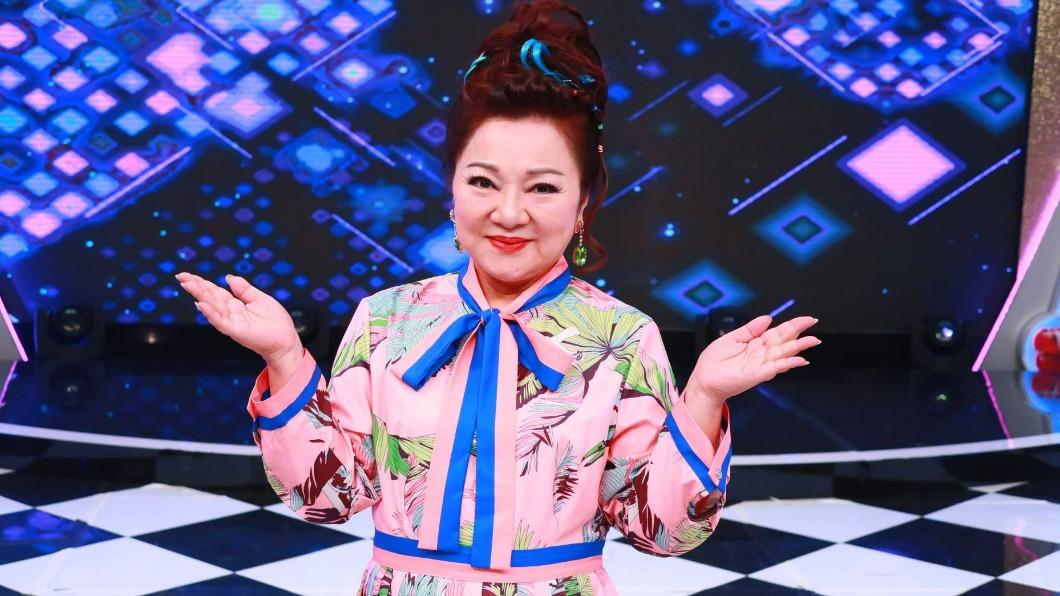 白冰冰迷戀小鮮肉!拋棄舊愛「溫柔緊貼告白」 他醋勁大發