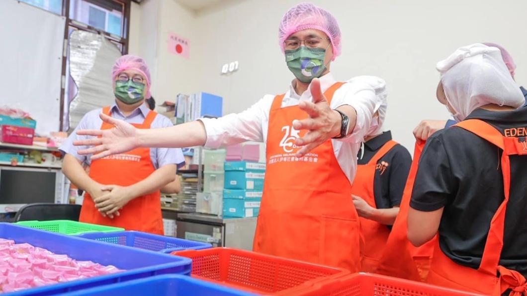 鄭運鵬曝關心嬰幼兒患病議題,是因為自己曾經歷過一段緊張故事。(圖/翻攝鄭運鵬臉書)