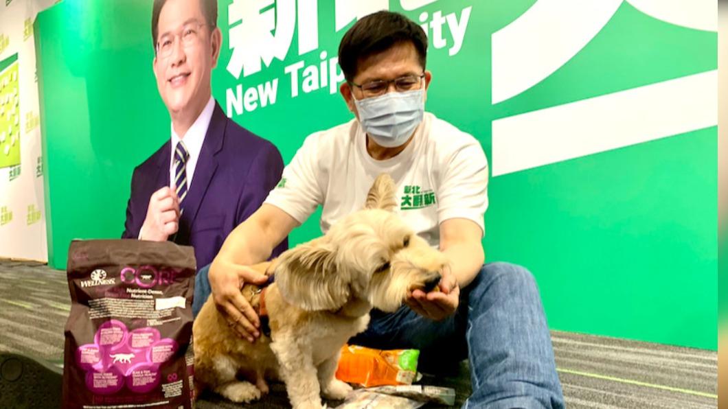 慶祝狗狗節! 林佳龍拋「寵物大療癒」政策