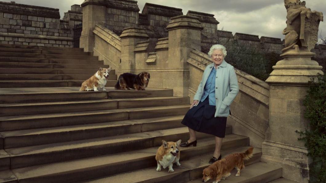 圖／翻攝自 Twitter @annieleibovitz
