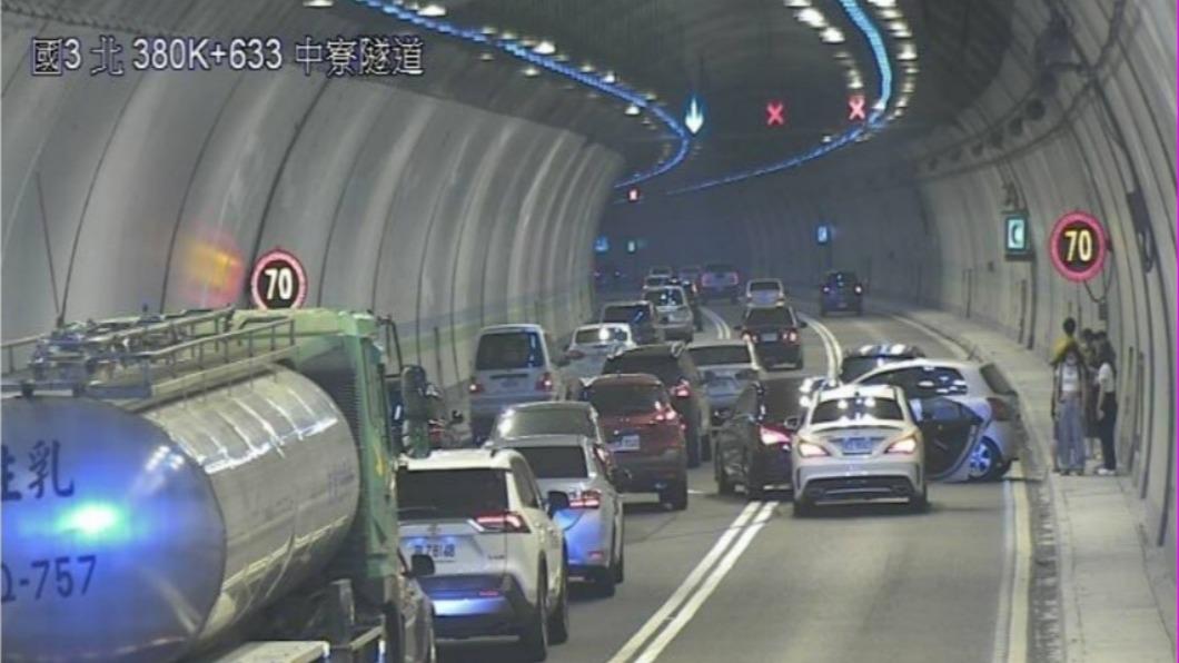 返工注意!國道4車追撞回堵6公里 避開9重點路段