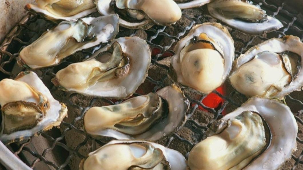 嘉義牛港魚池200元就能享有烤蚵吃到飽。(圖/Yuki's Life提供)