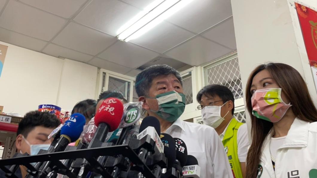 蔣萬安稱就任第一件事拜訪清潔隊 陳時中:尊重基層是應該