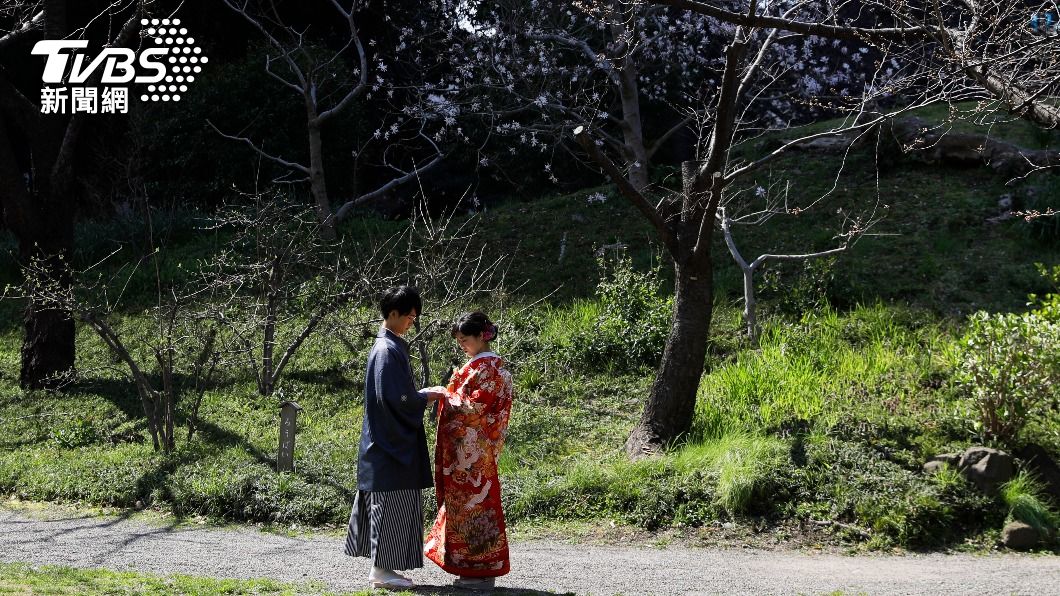 日本女性挑對象時逐漸以雙薪家庭為前提。(圖/達志影像美聯社)