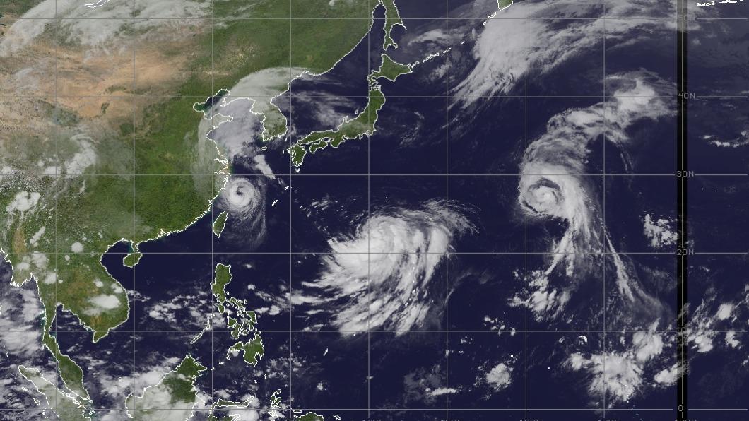 南瑪都生成,形成三颱共舞局面。(圖/翻攝自鄭明典臉書)