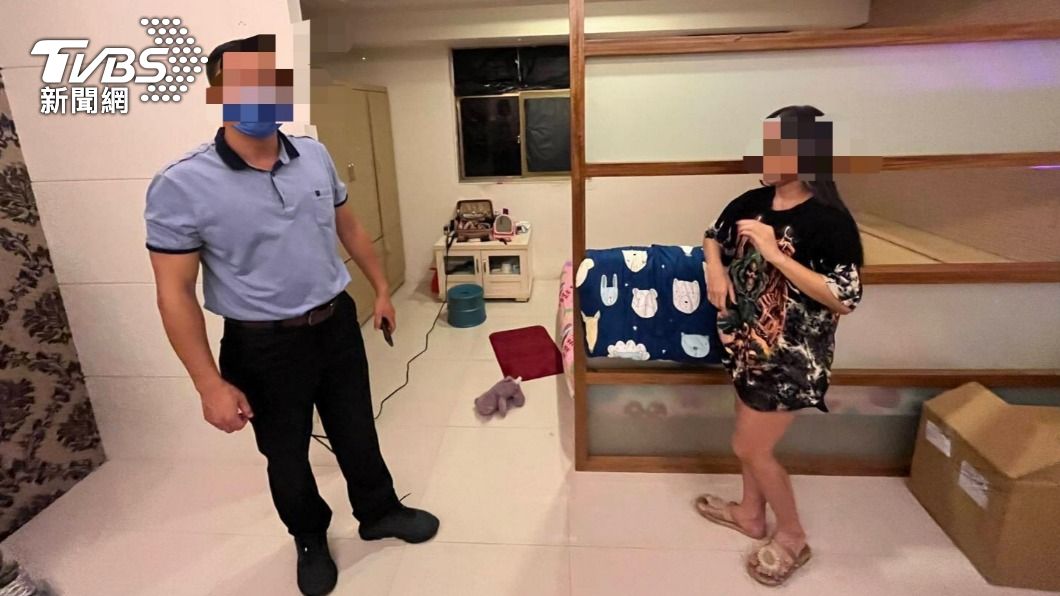 警方上門查緝,當場逮捕泰國籍秦姓女子。(圖/TVBS)
