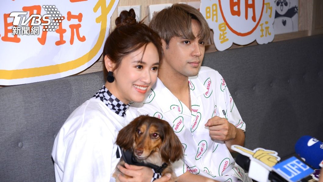 吳姍儒的愛犬「呵喜」相當上鏡。(圖/許方正攝)