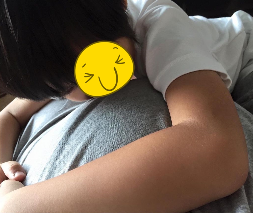 林志穎抱著兒子說,「要保護你們」。(圖經處理/翻攝自陳若儀IG)