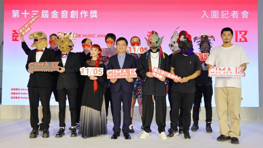 金曲歌王Leo王證實離婚 爆婚內出軌20歲嫩妹隔5個月露面