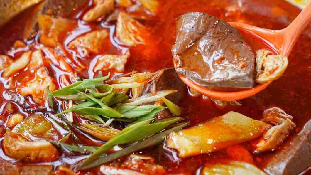 台灣川菜餐廳的名菜「五更腸旺」，風靡台灣幾十年。（圖／美食好芃友提供）