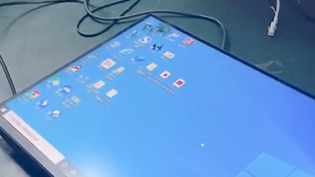 業者表示電腦修不了。(圖/翻攝自微博)