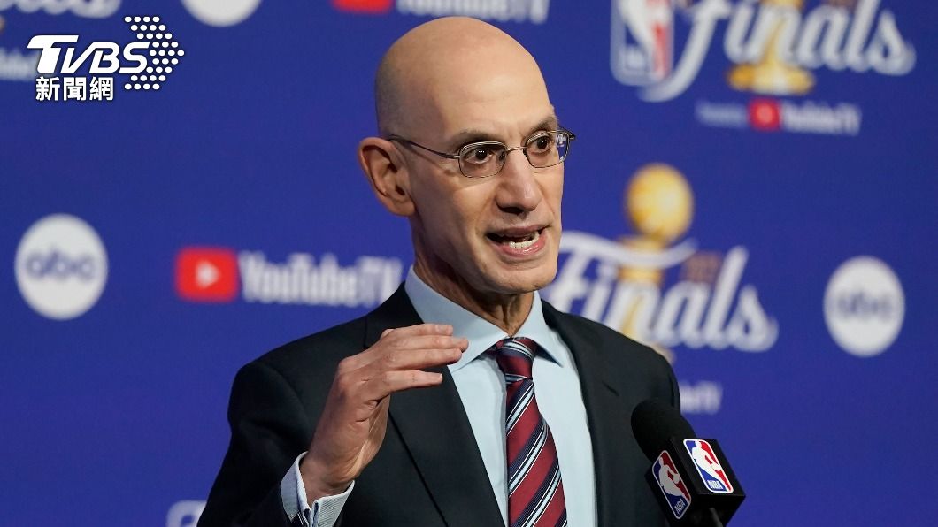 NBA總裁席佛表示,薩佛的情況沒有嚴重到如史特林那樣的程度。(圖/達志影像美聯社)