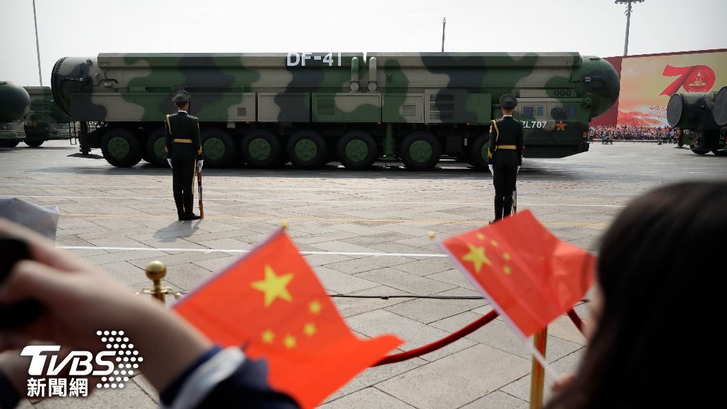 解放軍火箭軍腐敗問題嚴重,迫使習近平做出決斷,展開整肅。(圖/達志影像美聯社)
