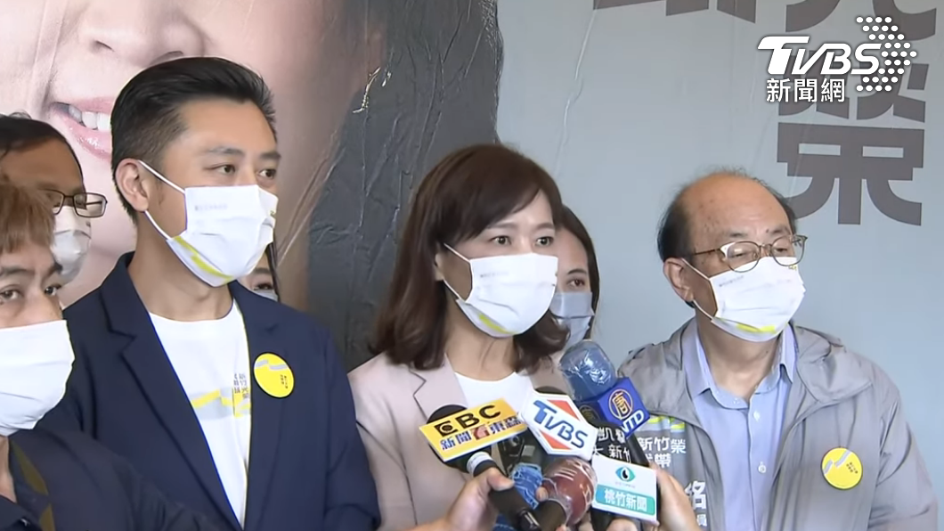 圖左至右為前新竹市長林智堅、新竹市長參選人沈慧虹、民進黨立法院黨團總召柯建銘。（圖／TVBS）