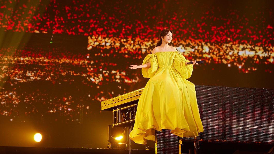 田馥甄唱〈無常〉遇地震!「開燈15分鐘」演唱會緊急喊卡